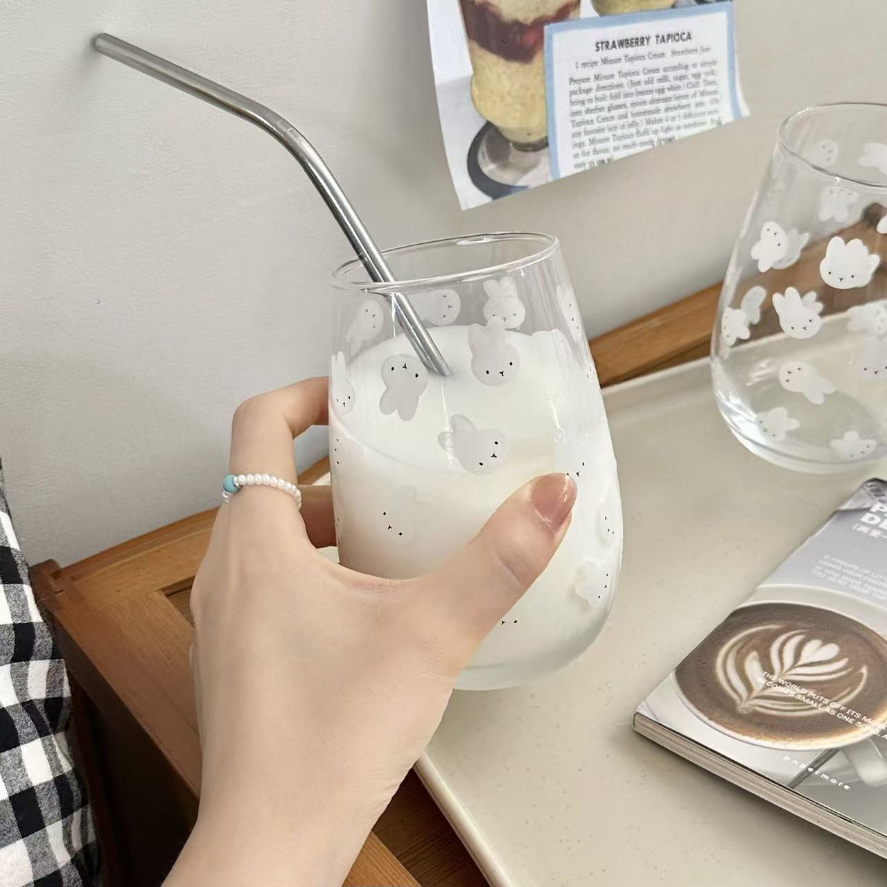 Uroczy szklany kubek z nadruki – Mug Tea Coffee recenzja i cena