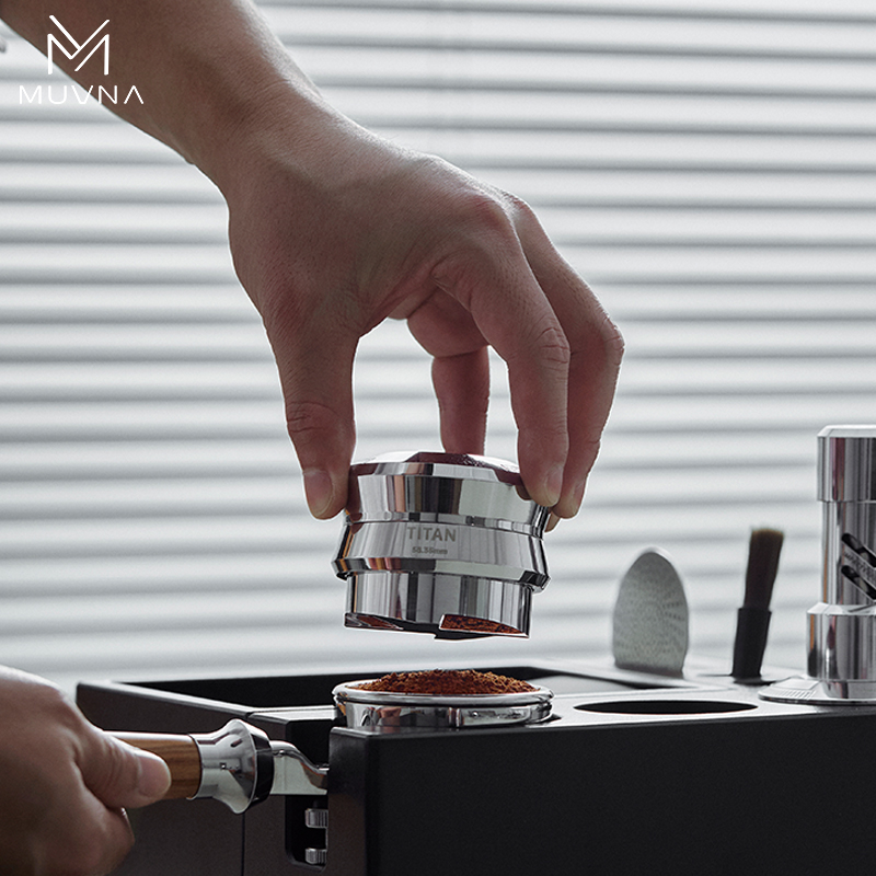 Dystrybutor do kawy MUVNA TITA – Coffee Tamper Leveler recenzja i cena